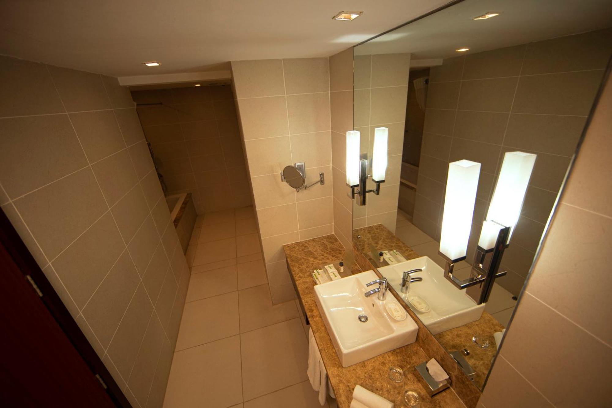 Cochin By Ihg 5* Kochi